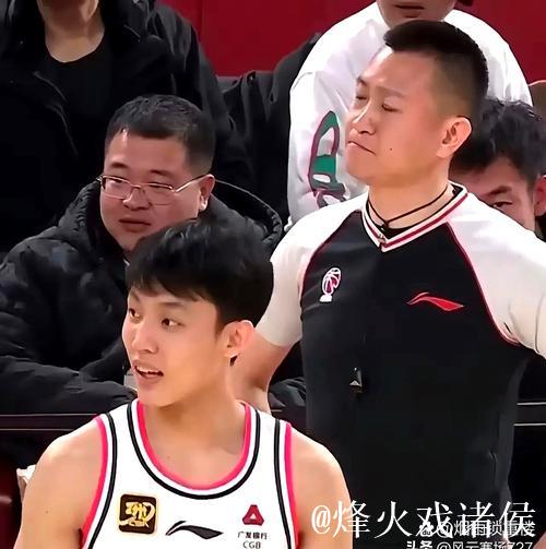 徐杰28分广东击败首钢 周琦10分莫兰德12+12