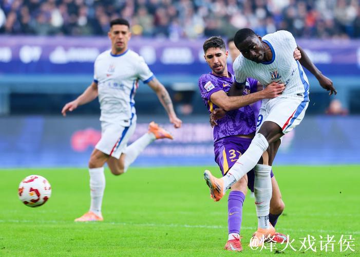 中超-客场击败天津津门虎 上海申花拿到联赛亚军
