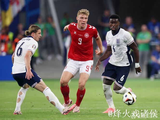 霍伊伦连续11场比赛遭遇球荒 本轮首发0射门