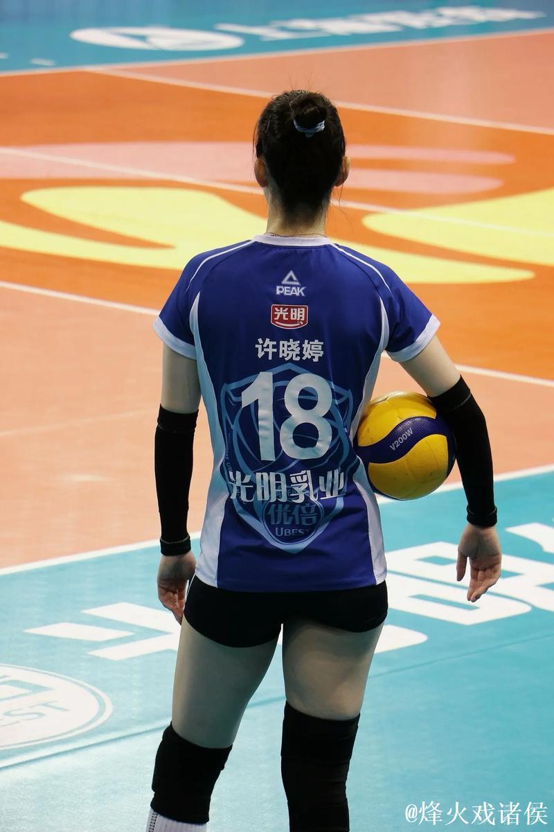 许晓婷拉胯 但她站了出来！或成上海女排新主力二传