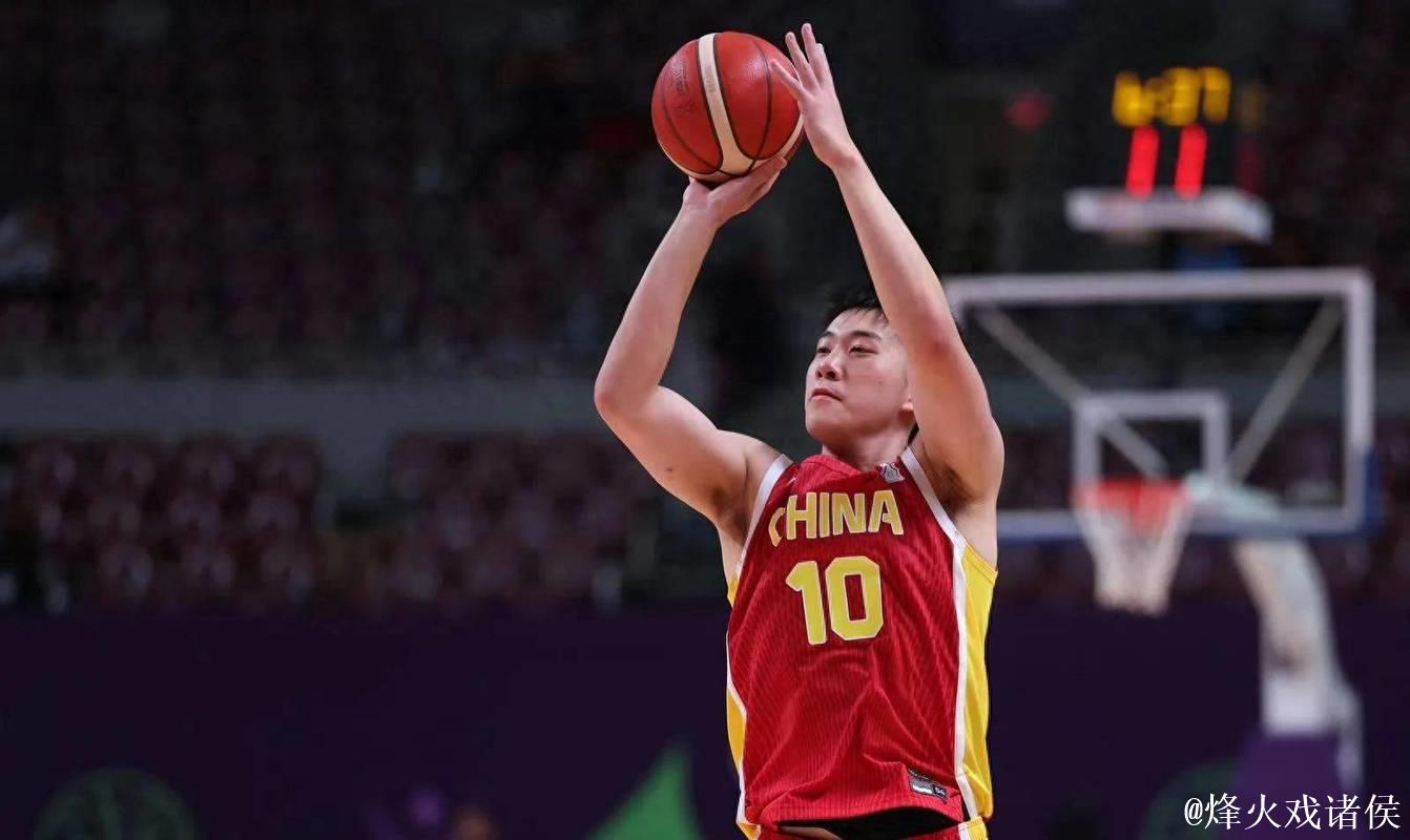 中国男篮新星表现亮眼 王俊杰：还有很多地方需加强